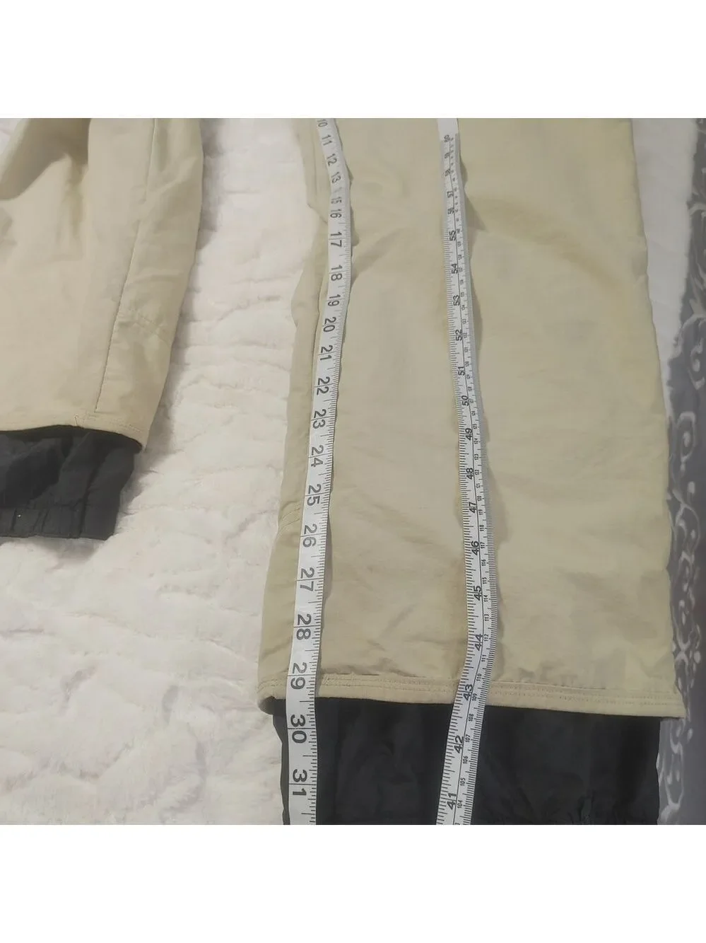 Burton Snowboards Men's Bio Lite Beige Cargo Snow Pants Med